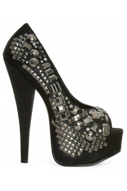 Bailey Rock Star Studded Pumps